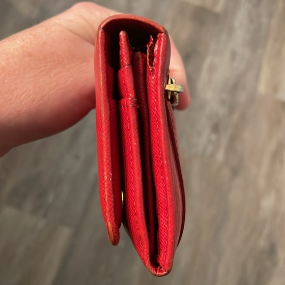 PRADA Saffiano Leather - red wallet - Picture 5 of 12
